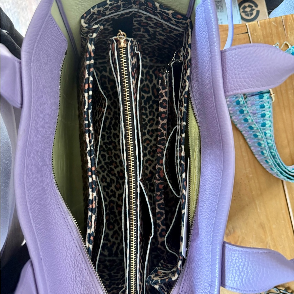 Marc Jacobs Medium Purple/Lavender Leather Tote Bag - Picture 13 of 16